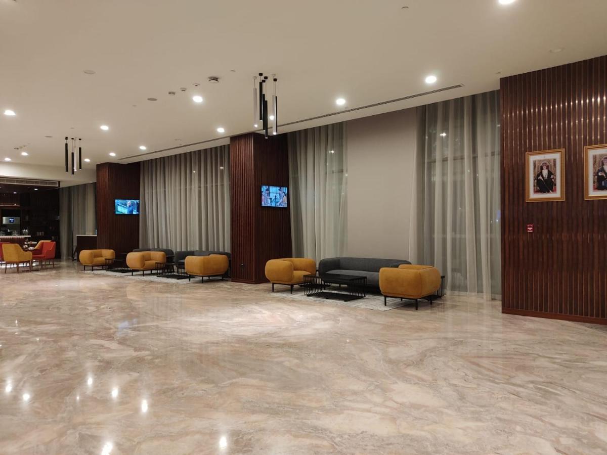 Kyriad Hotel ซาลาลาห์ ภายนอก รูปภาพ