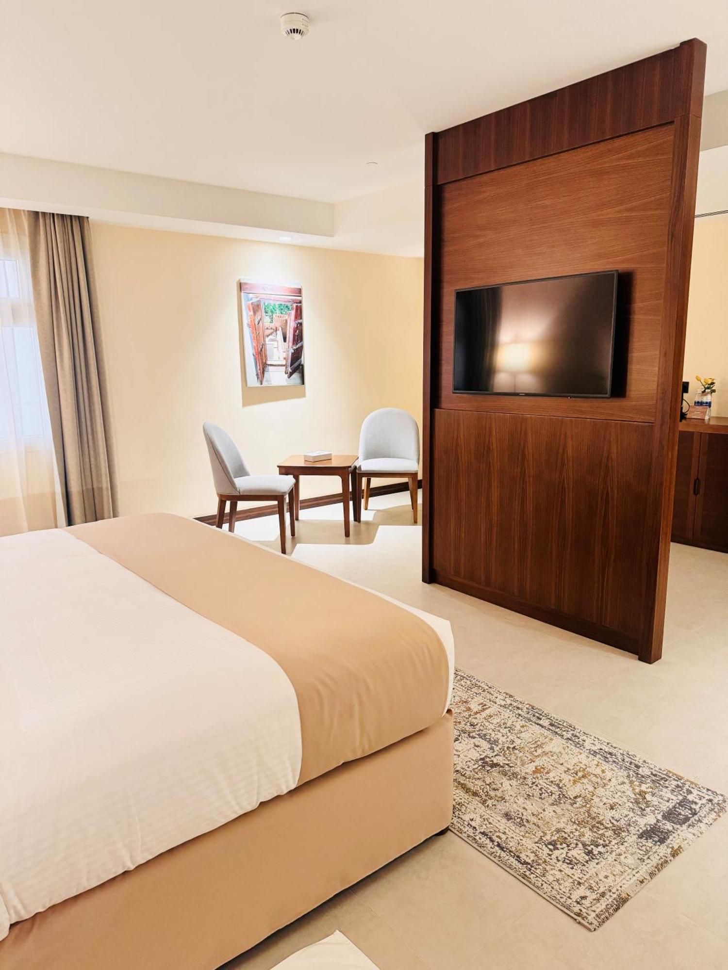 Kyriad Hotel ซาลาลาห์ ภายนอก รูปภาพ
