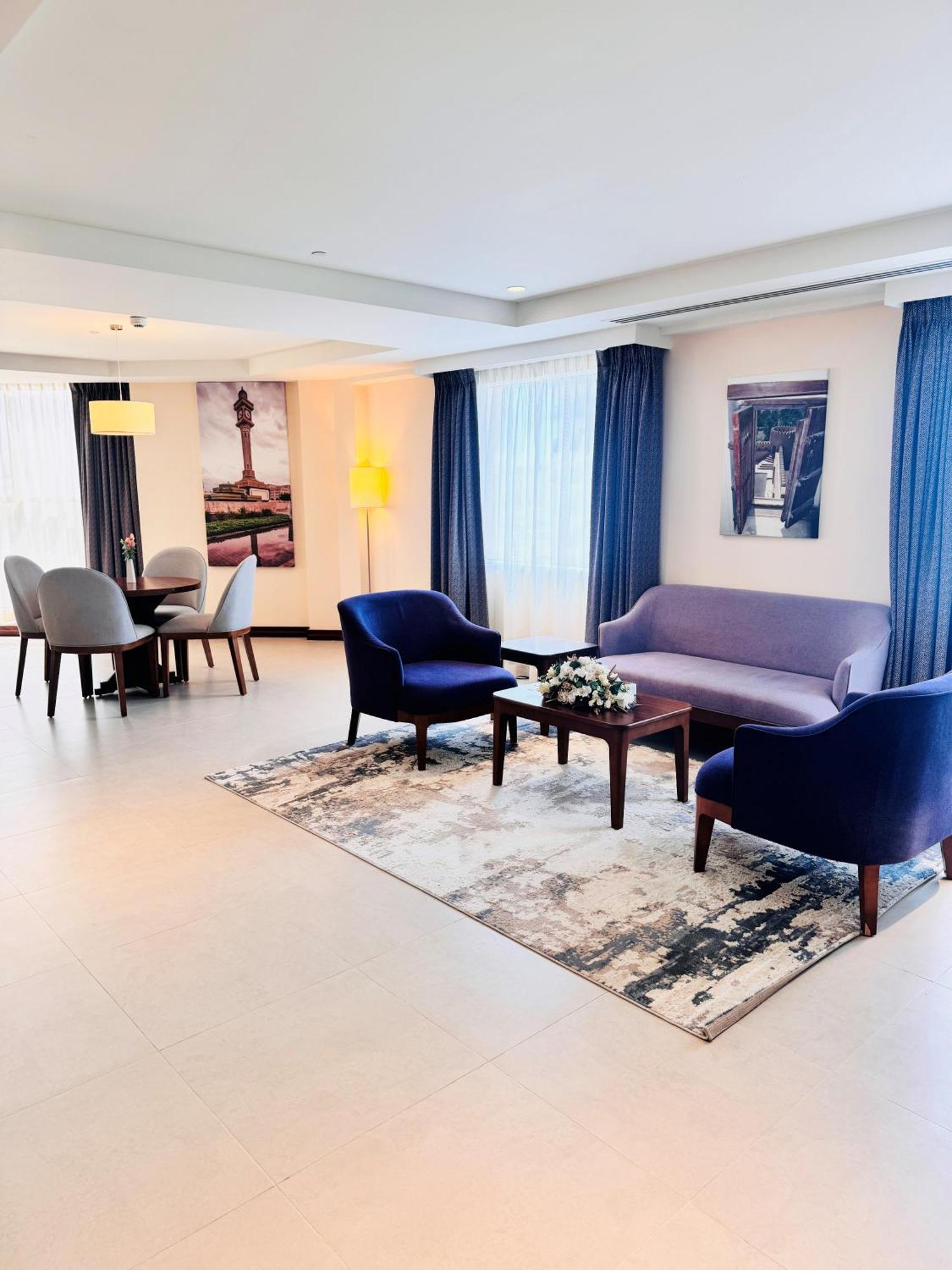 Kyriad Hotel ซาลาลาห์ ภายนอก รูปภาพ