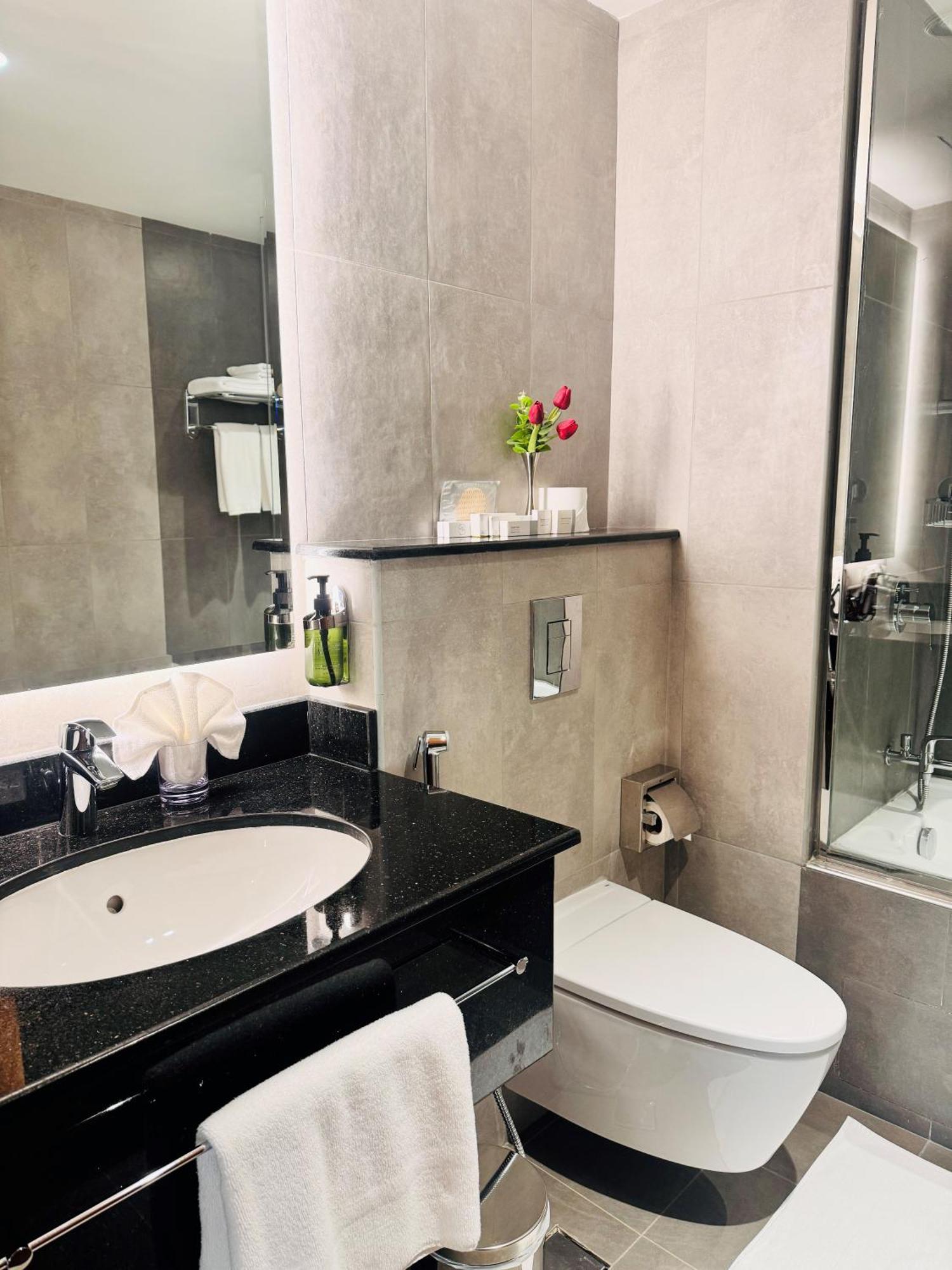Kyriad Hotel ซาลาลาห์ ภายนอก รูปภาพ